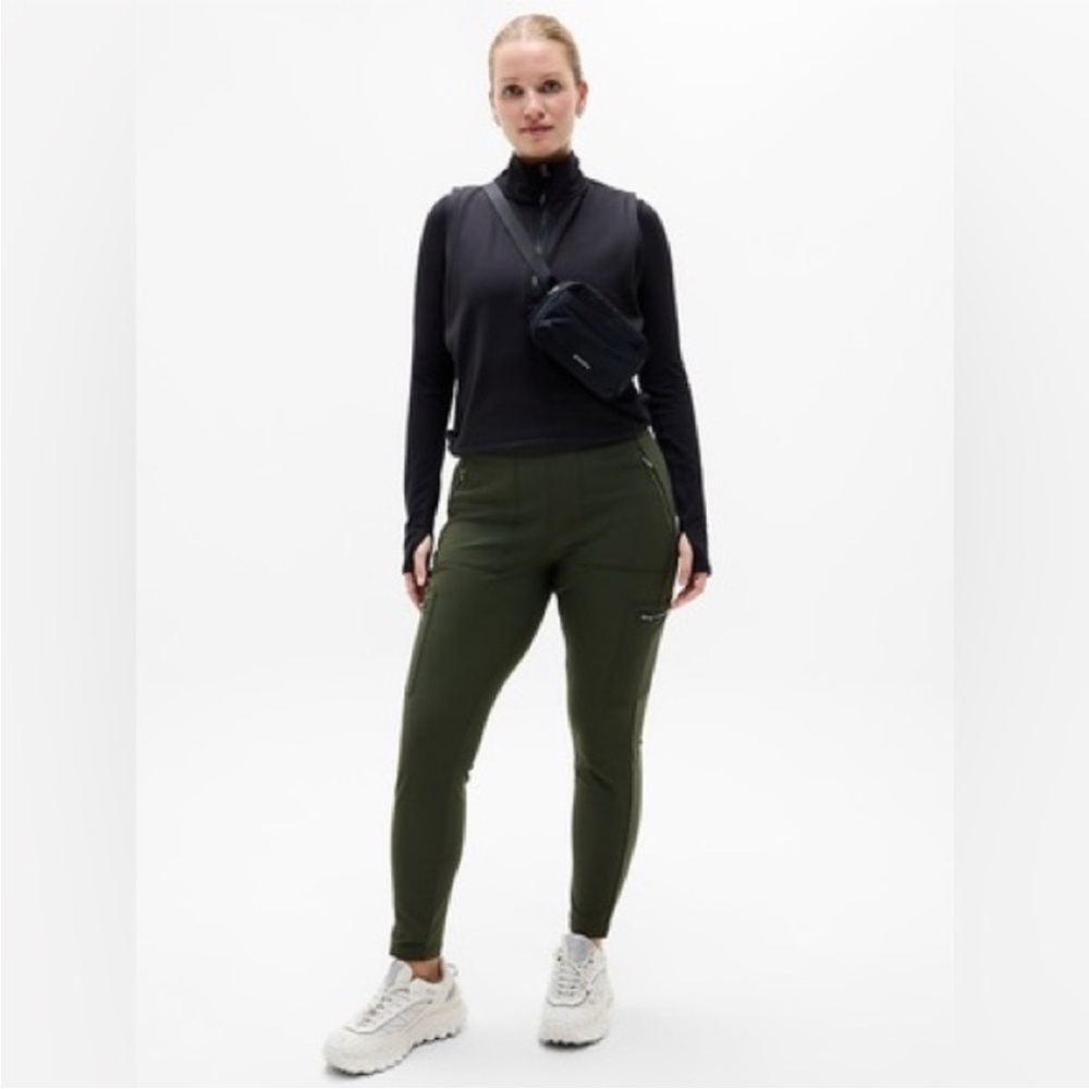 Athleta Headlands Hybrid Cargo
